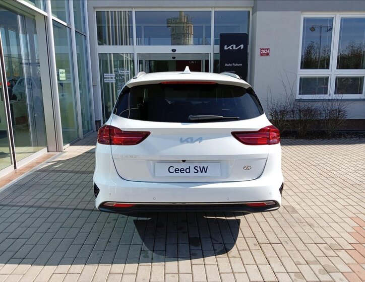 KIA Ceed 4
