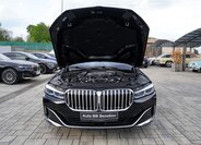 BMW Řada 7 Sedan / Limuzína 4,4 l 390 kw