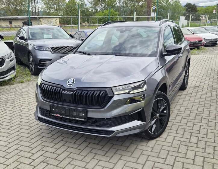 Škoda Karoq SUV / Terénní 1,5 l 110 kw