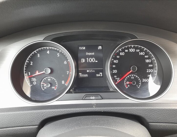 Volkswagen Golf Hatchback 1,2 l 81 kw