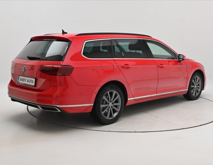 Volkswagen Passat Kombi 1,4 l 115 kw