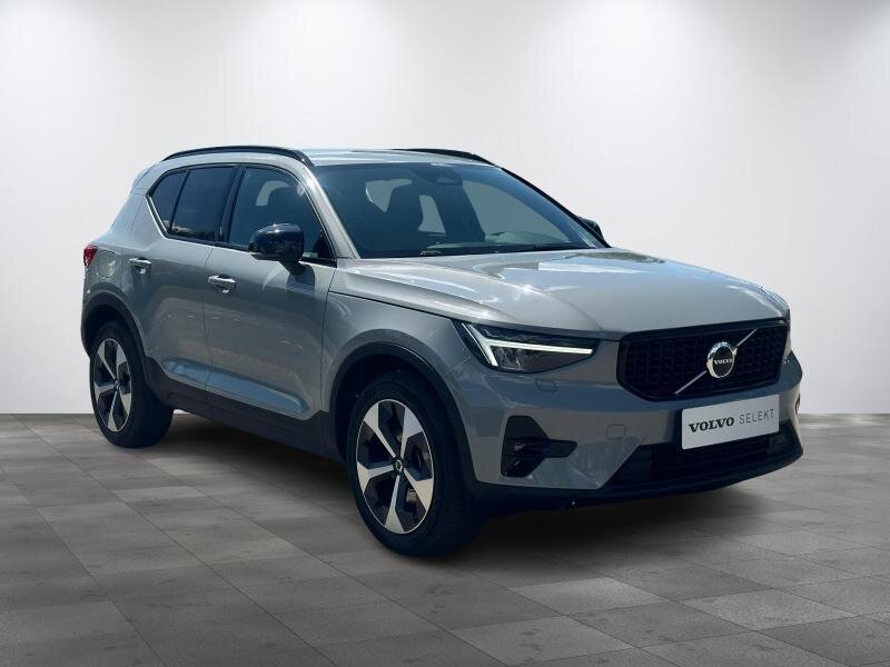Volvo XC40 SUV 2,0 l 145 kw