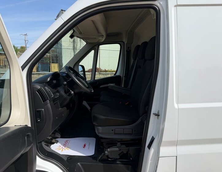 Opel Movano Skříň 2,2 l 121 kw