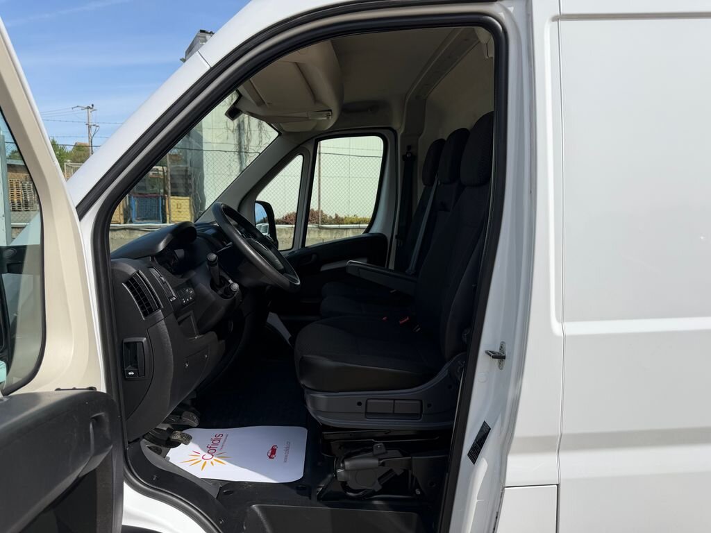 Opel Movano Skříň 2,2 l 121 kw