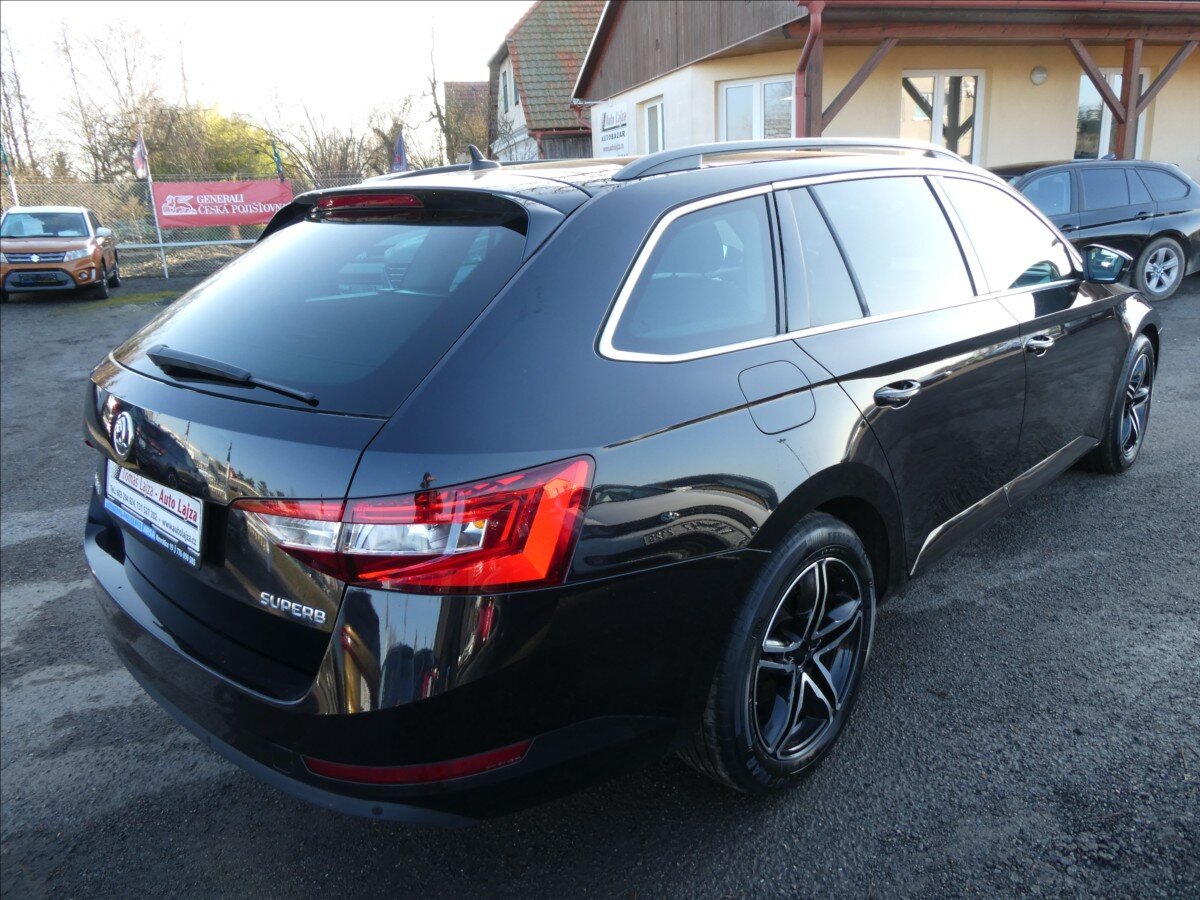 Škoda Superb Kombi 2,0 l 110 kw