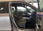 Mercedes-Benz GLB 11