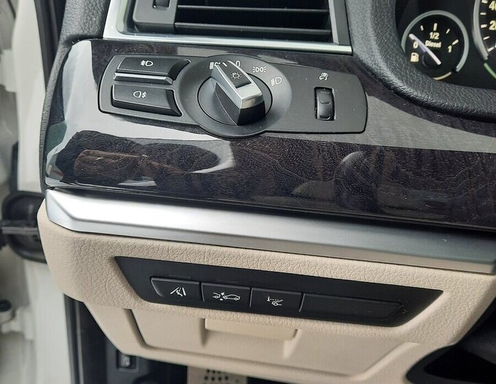 BMW Řada 5 Sedan 3,0 l 220 kw