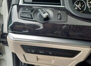 BMW Řada 5 Sedan 3,0 l 220 kw