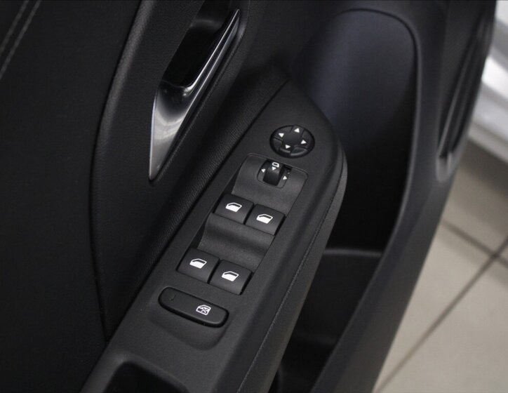 Opel Corsa Hatchback 1,2 l 55 kw