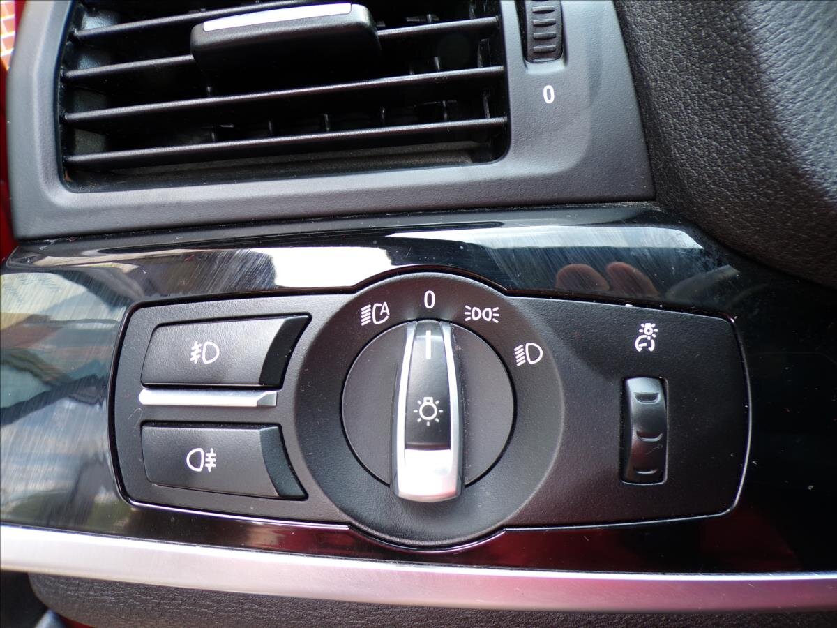 BMW X4 Sedan 3,0 l 190 kw