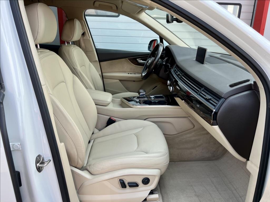 Audi Q7 SUV 3,0 l 200 kw