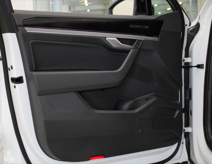 Volkswagen Touareg SUV 3,0 l 210 kw