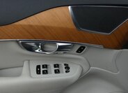 Volvo XC90 9