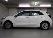 KIA Rio 8