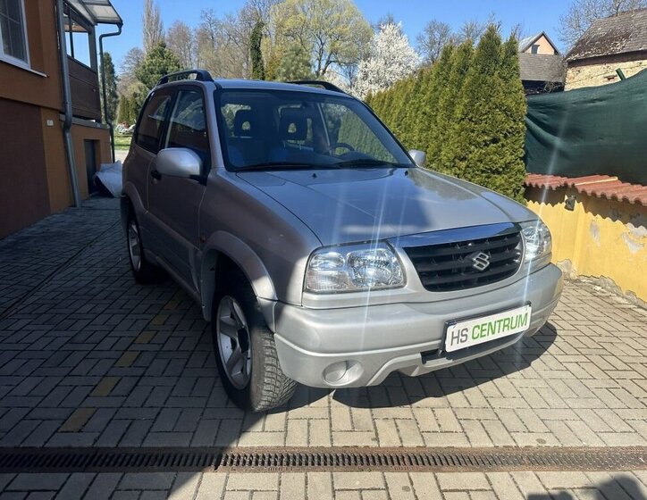 Suzuki Grand Vitara SUV / Terénní 2,0 l 94 kw