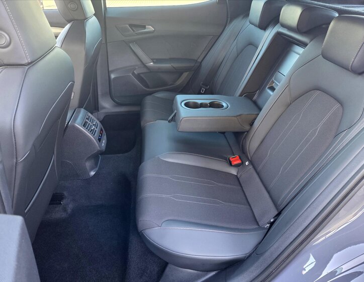 Cupra Formentor SUV / Terénní 2,0 l 140 kw