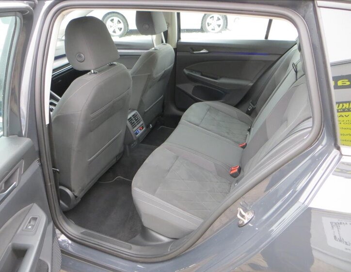 Volkswagen Golf Kombi 1,5 l 110 kw