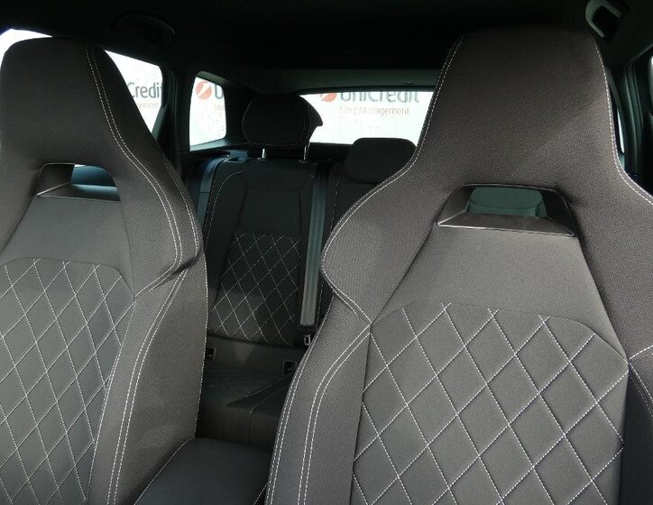 Škoda Karoq SUV / Terénní 1,5 l 110 kw