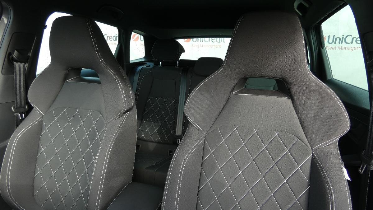 Škoda Karoq SUV / Terénní 1,5 l 110 kw