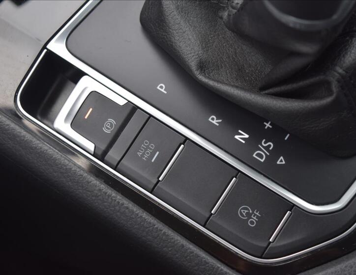 Volkswagen Golf Sportsvan 46