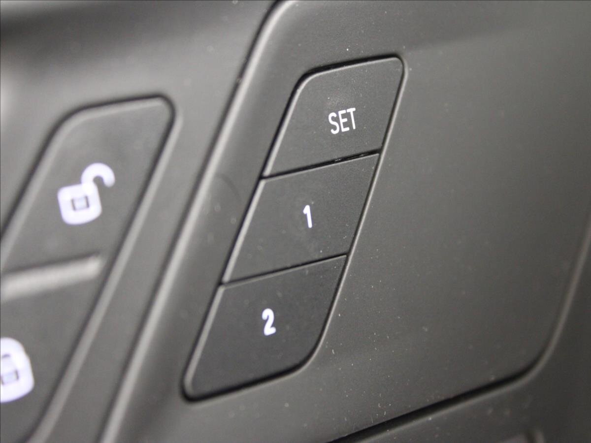 BMW X1 SUV / Terénní 2,0 l 145 kw