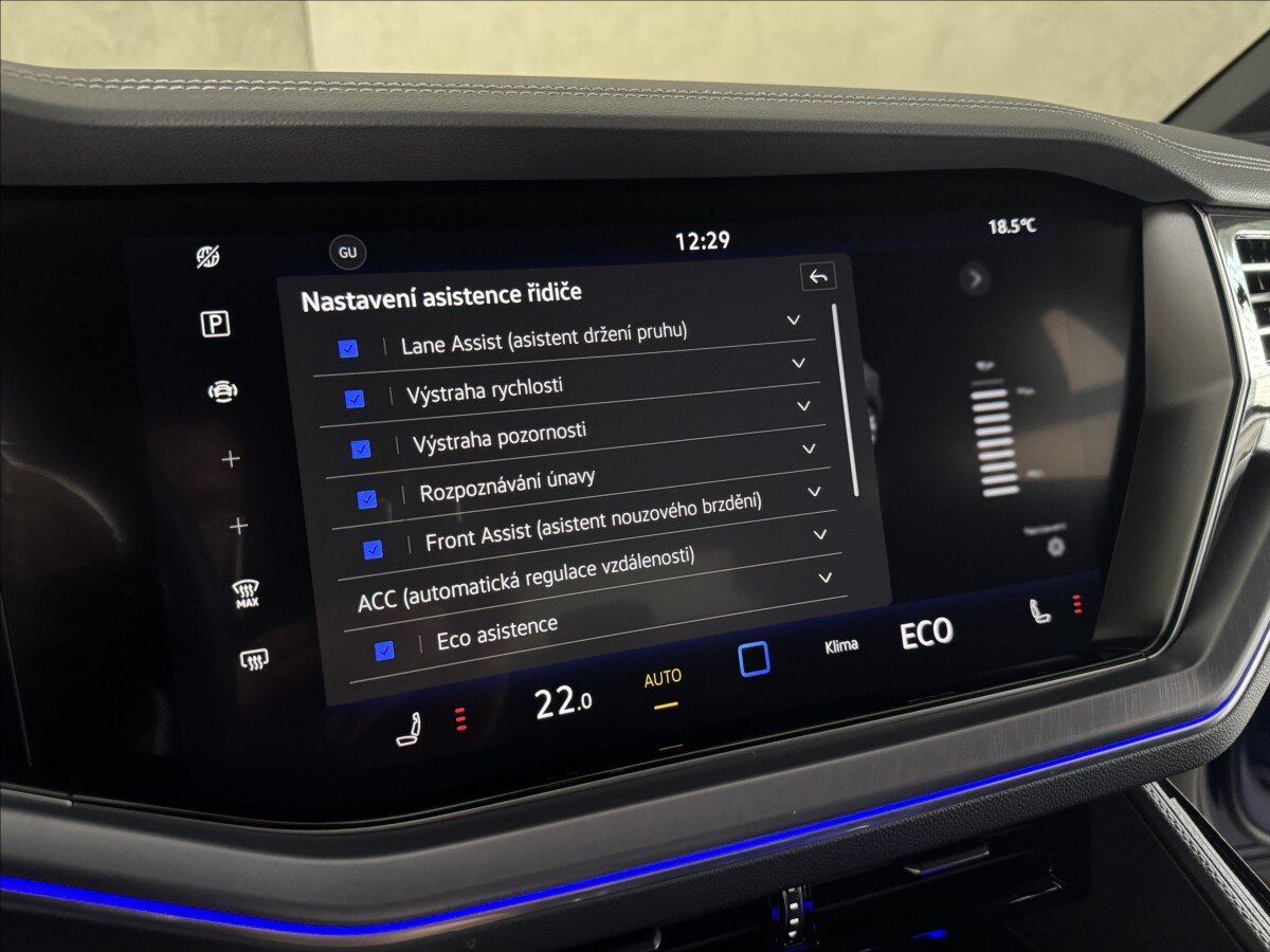 Volkswagen Touareg SUV / Terénní 3,0 l 170 kw