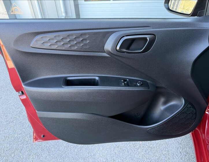 Hyundai i10 Hatchback 998,0 49 kw