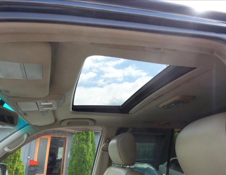 Toyota Land Cruiser SUV 4,7 l 175 kw