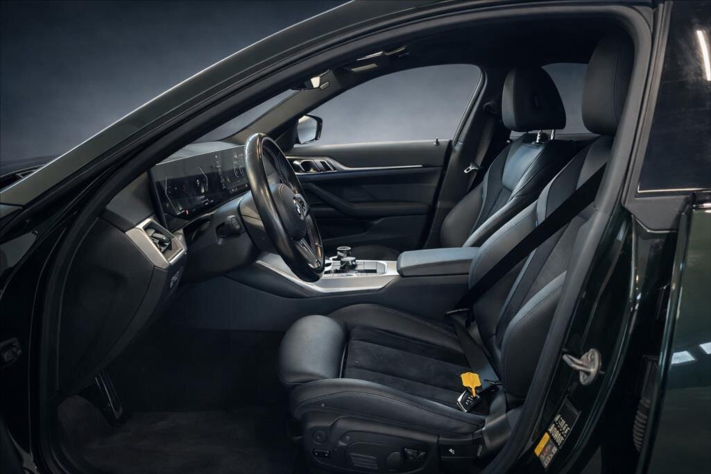 BMW i4 Sedan / Limuzína 0,0 400 kw