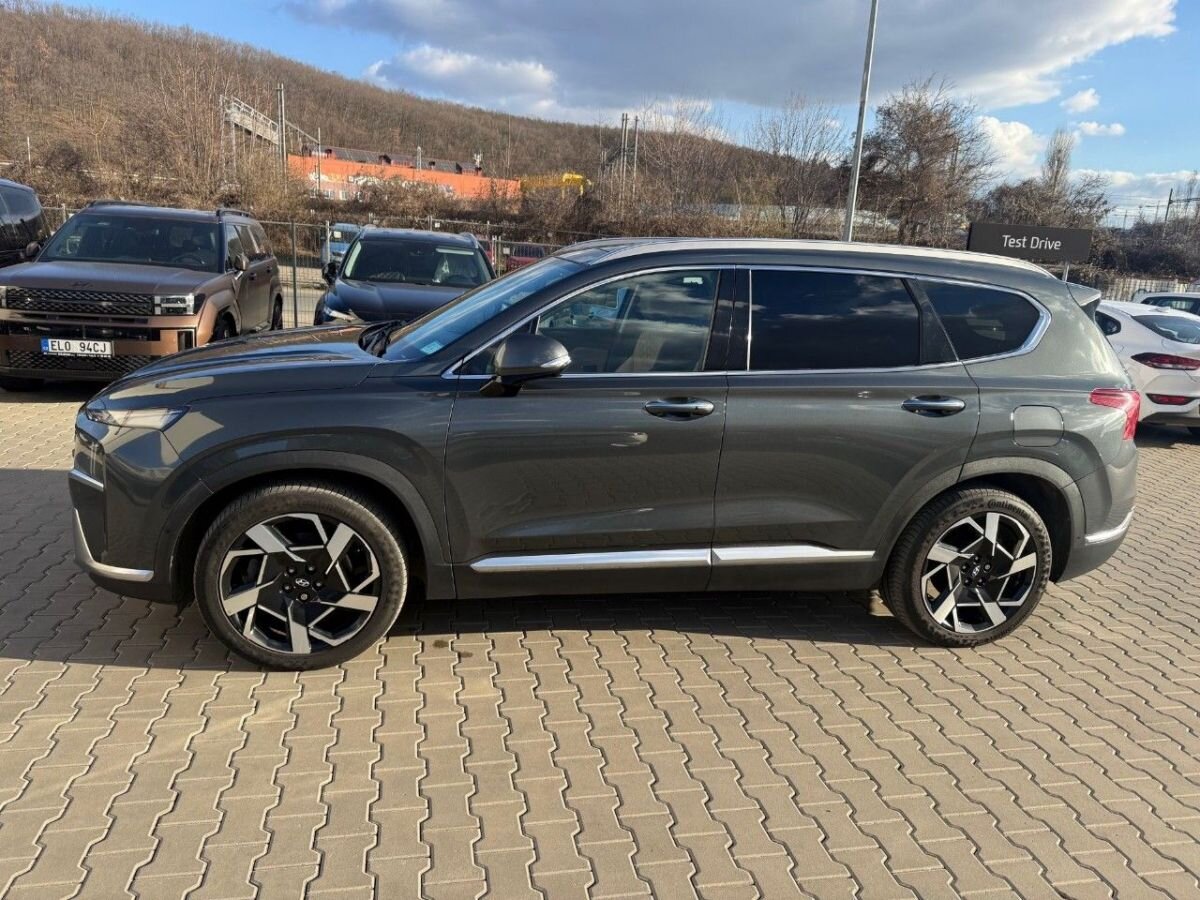 Hyundai Santa Fe SUV / Terénní 2,2 l 148 kw