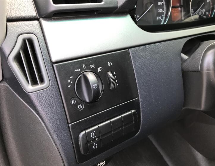 Mercedes-Benz Vito 13