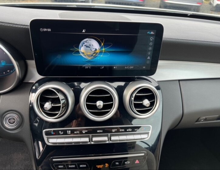 Mercedes-Benz Třídy C Kabriolet 2,0 l 180 kw