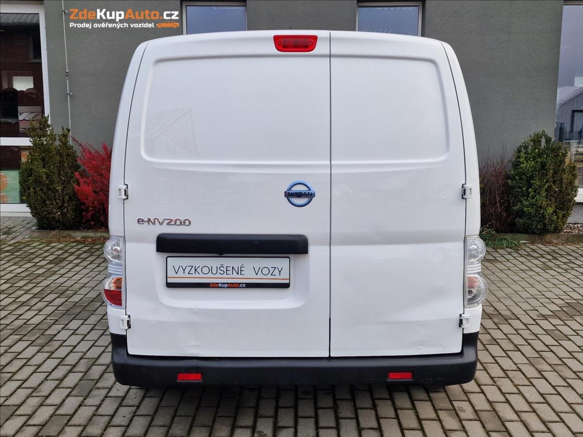 Nissan e-NV200