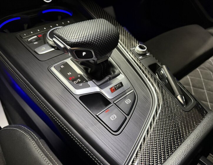 Audi RS 4 Kombi 2,9 l 331 kw