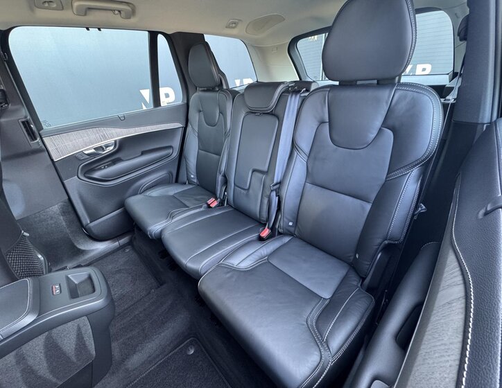 Volvo XC90 SUV / Terénní 2,0 l 173 kw