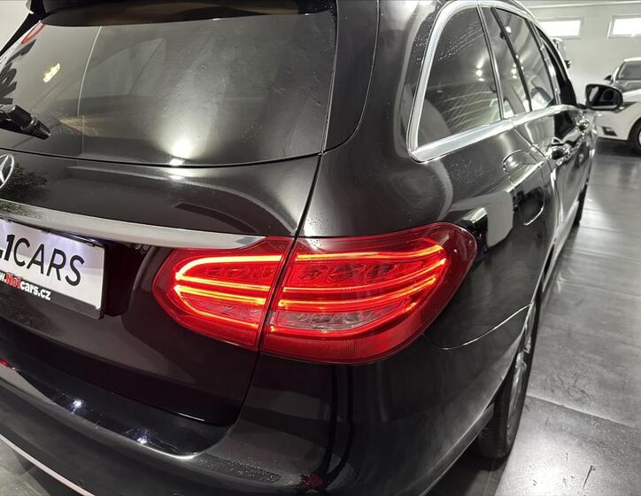 Mercedes-Benz Třídy C 22