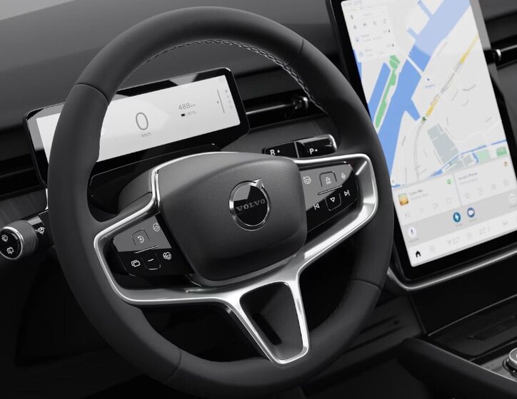 Volvo EX90 SUV / Terénní 104,0 205 kw