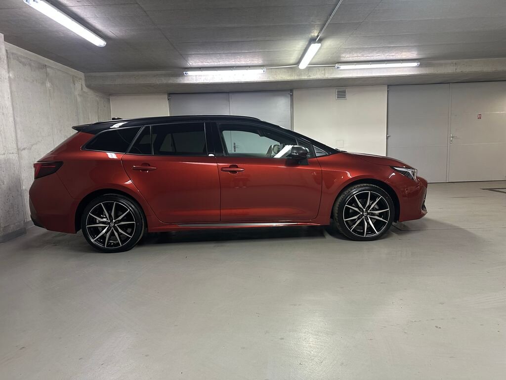 Toyota Corolla Kombi 2,0 l 144 kw