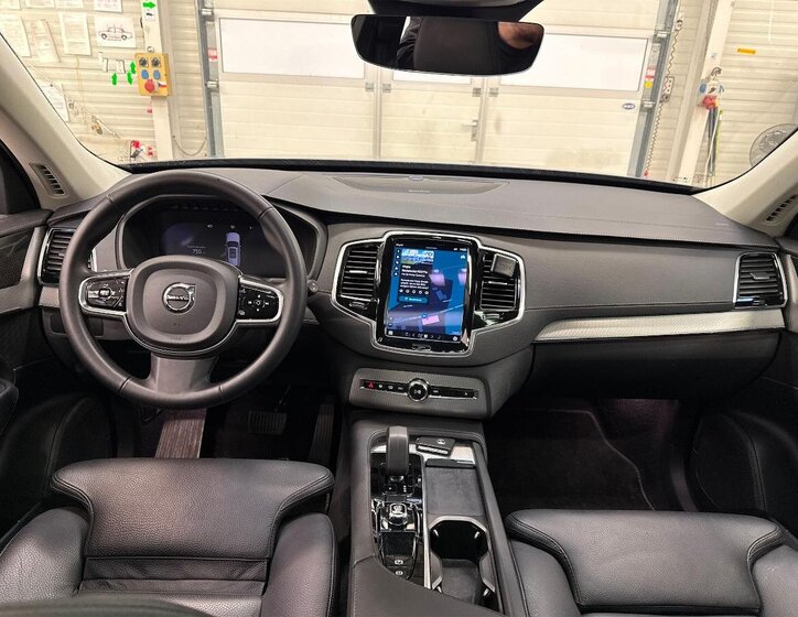 Volvo XC90 SUV 2,0 l 173 kw