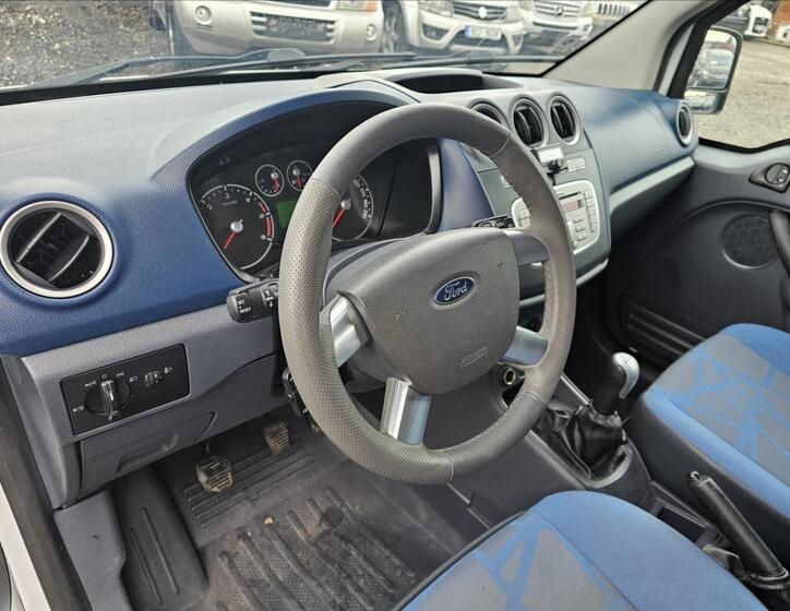Ford Transit Connect 11