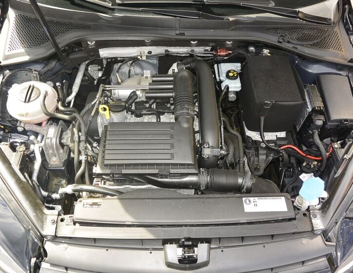 Volkswagen Golf Hatchback 1,2 l 63 kw