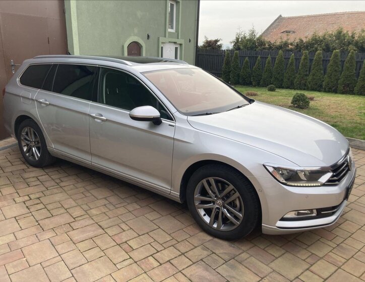 Volkswagen Passat Kombi 1,4 l 110 kw