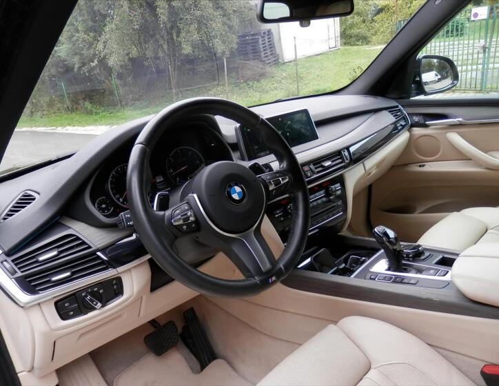 BMW X5 12