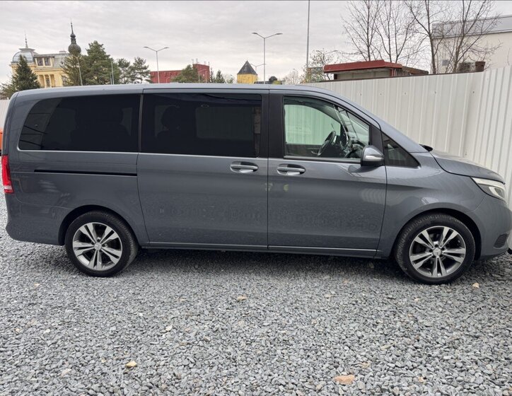 Mercedes-Benz Třídy V Kombi 2,1 l 120 kw