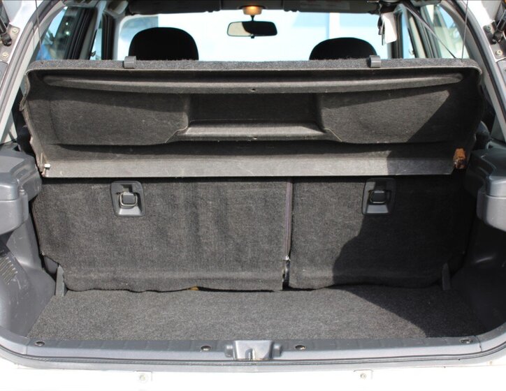 Suzuki Ignis Hatchback 1,5 l 73 kw