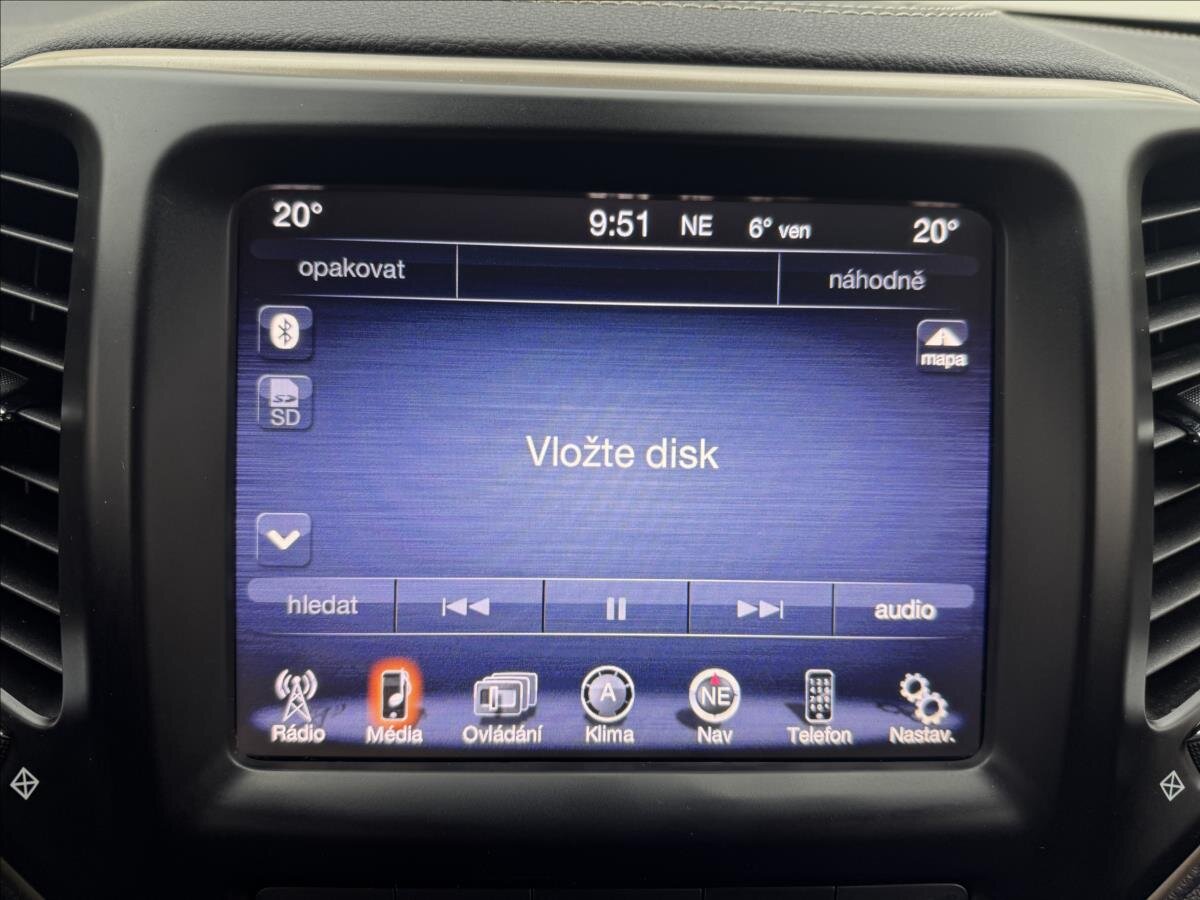 Jeep Cherokee SUV 2,0 l 103 kw