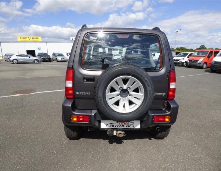 Suzuki Jimny 4
