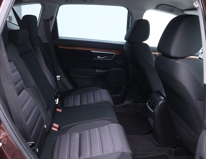 Honda CR-V SUV / Terénní 1,5 l 127 kw