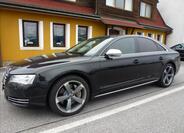 Audi A8 9