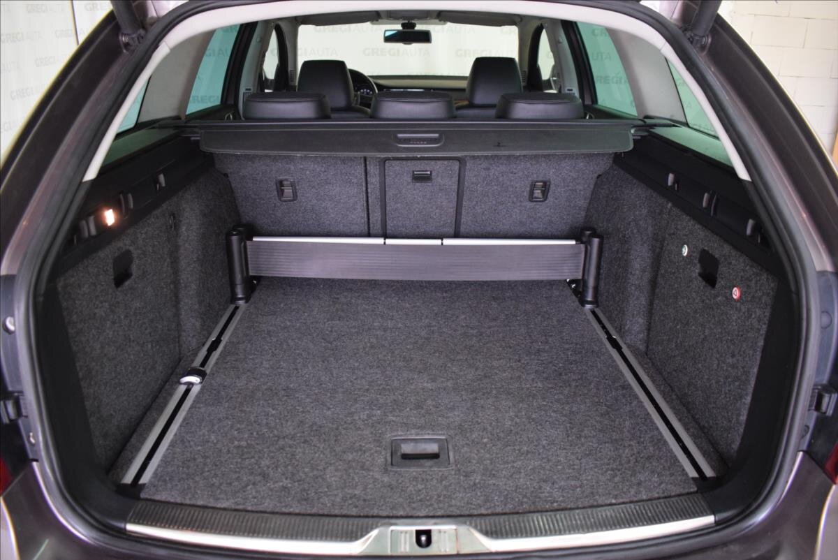 Škoda Superb Kombi 2,0 l 125 kw